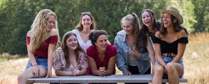 DSC05739 – Brette Little_FEATURE IMAGE