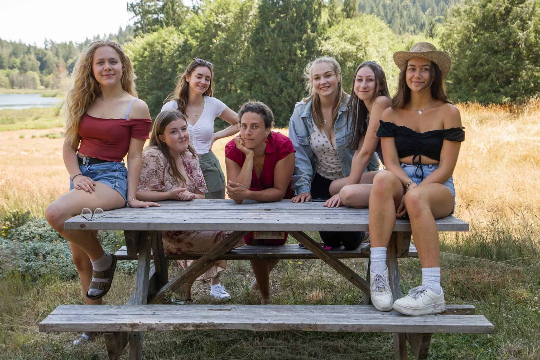 pass-it-on-girls-brette-little